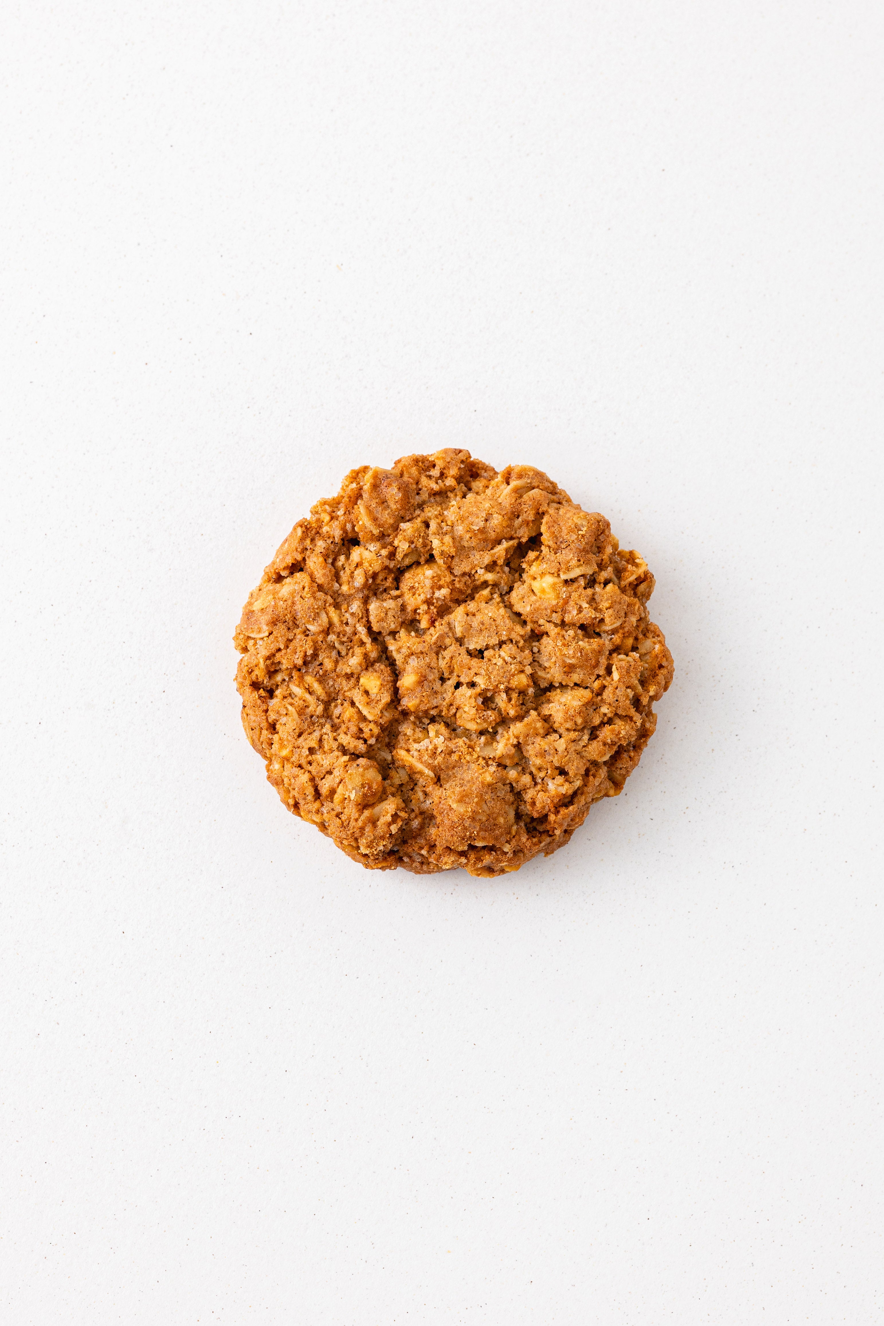 Fahéjas zabkeksz törökmogyoróval