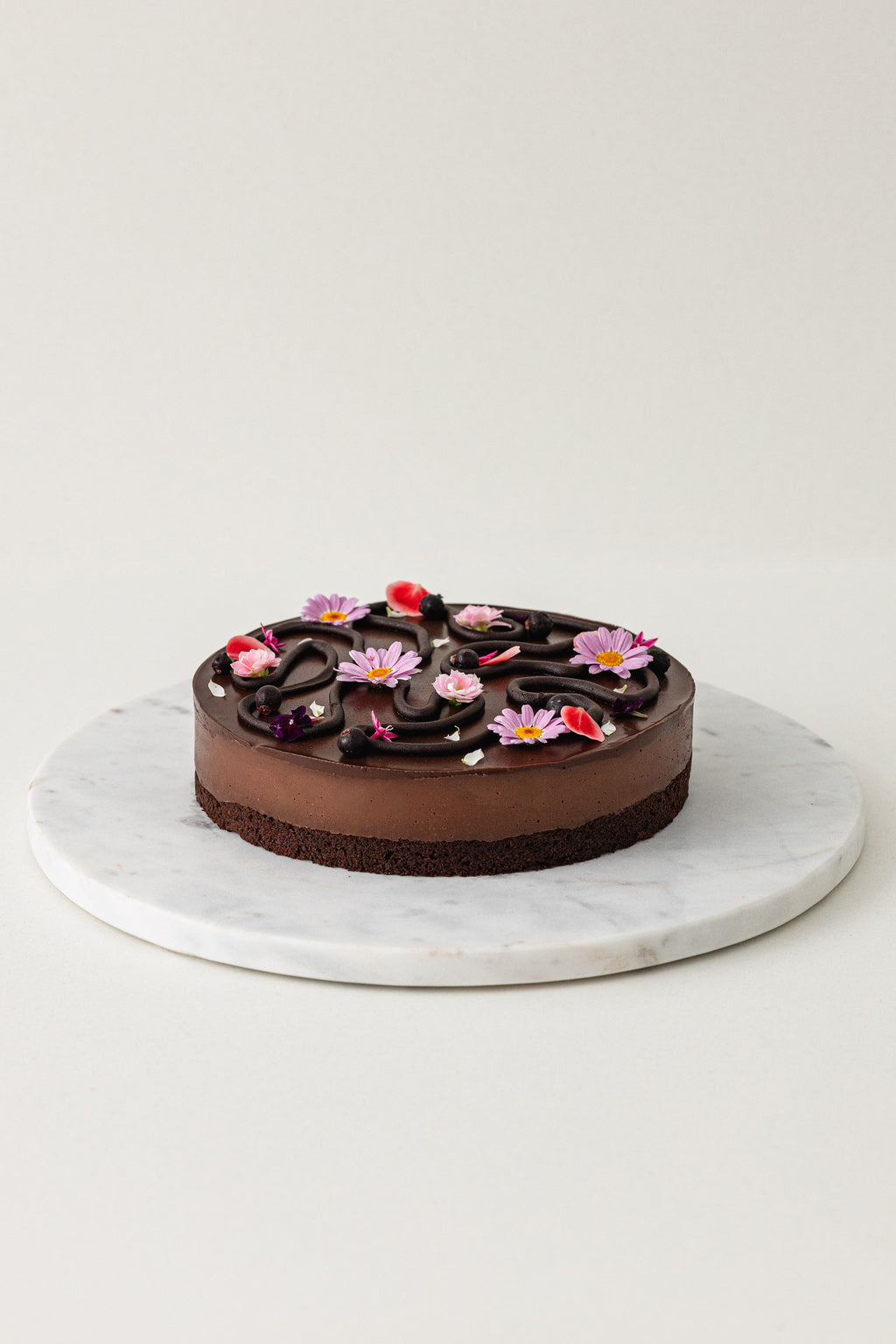 Cukkini, feketeribizli, étcsokoládé torta (mindenmentes)